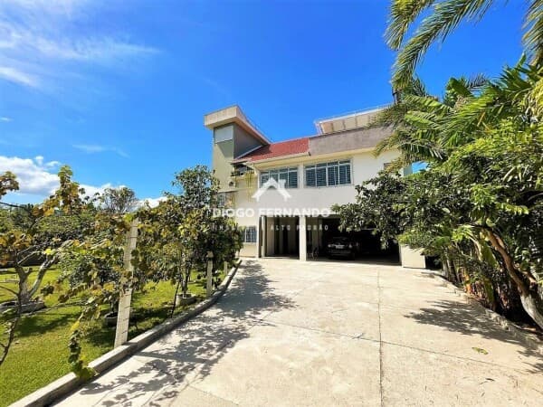 Ampla Casa de Alto Padrão no Campeche