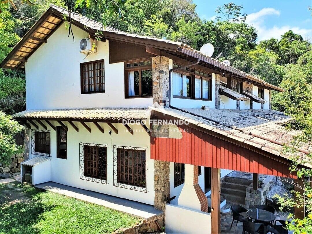 Três Casas com Vista Mar no Campeche