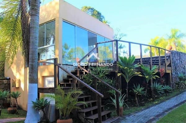 Casa Alto Padrão em Cacupé