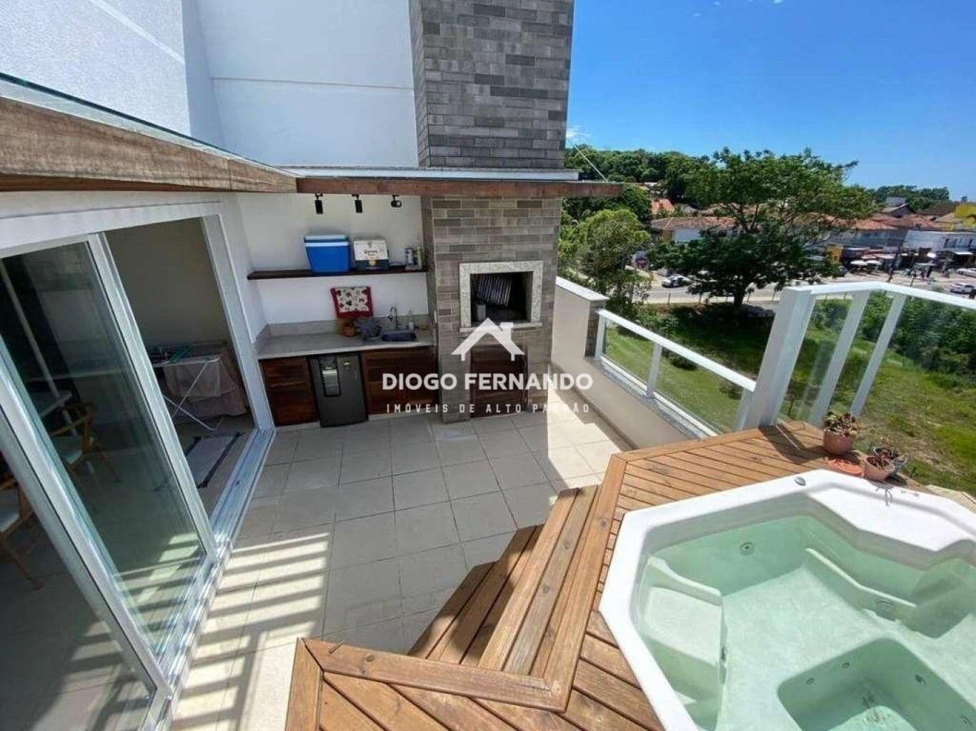 Cobertura à Venda com Jacuzzi privativa no Campeche