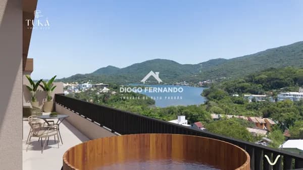 Cobertura Três Dormitórios no Tukã Home Club no Canto da Lagoa
