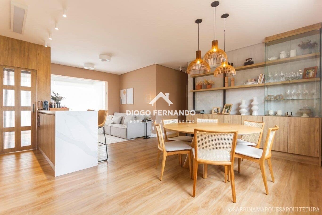 Apartamento à Venda no North Side com 3 Dormitórios na Praia do Campeche