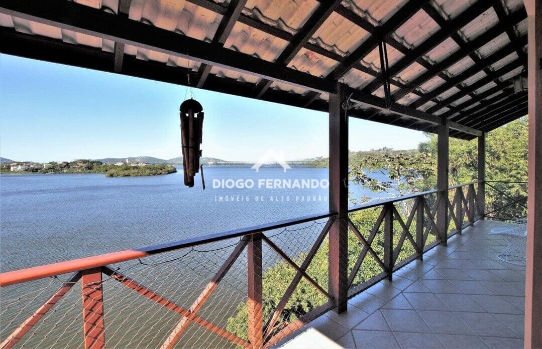 Casa em Frente à Lagoa da Conceição