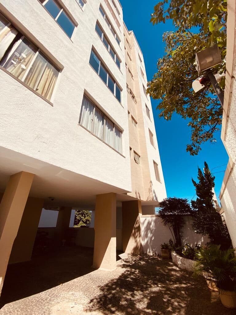 Apartamento de 2 dorms com suíte na região do Taquaral