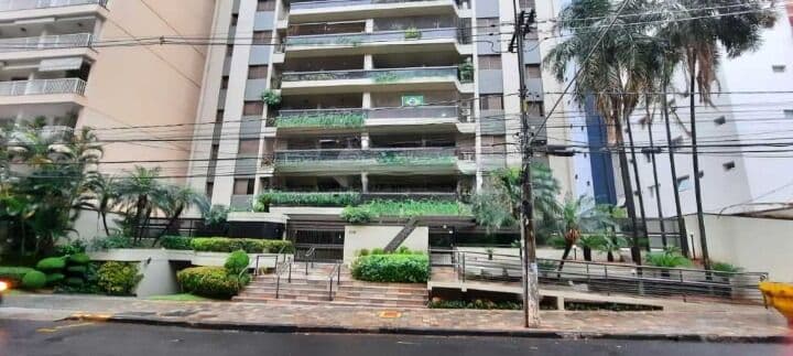 Apartamento com 212 m² na região central de Ribeirão Preto