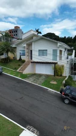 CASA ALTO PADRÃO NO RESIDENCIAL CRILLON – RIO DO SUL/SC
