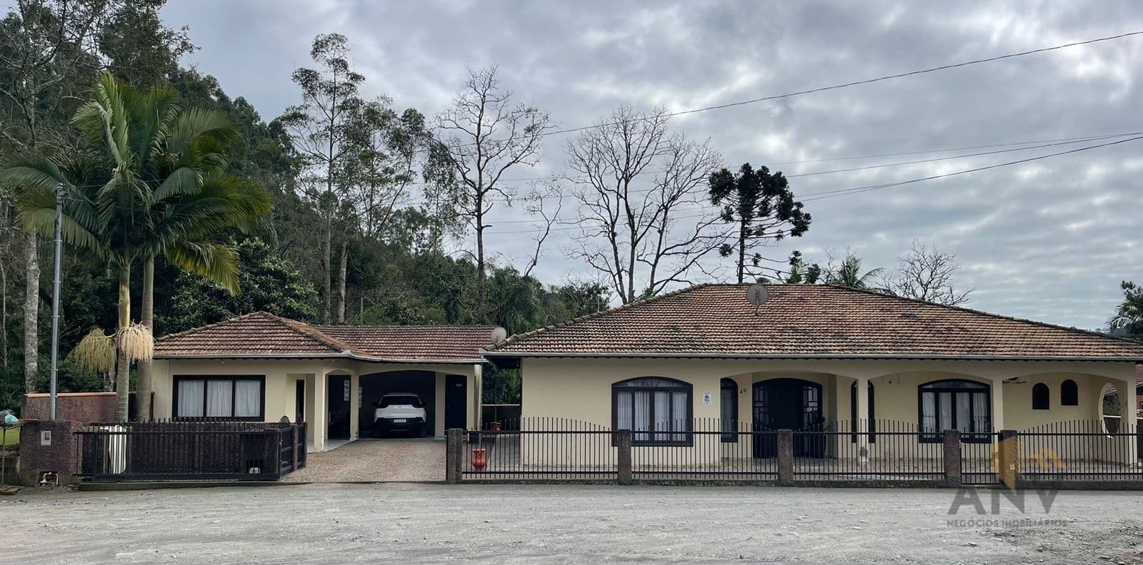 Casa em Braço do Trombudo - Centro