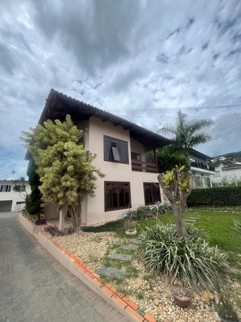 VENDA - DOIS IMÓVEIS NO MESMO TERRENO - BAIRRO LARANJEIRAS- RIO DO SUL/SC
