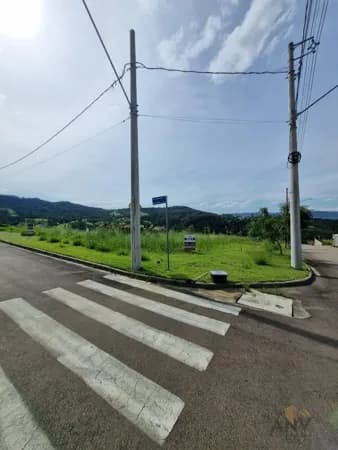 LOTE DE ESQUINA À VENDA – ALTOS DA ALBERTINA | SMART RESIDENCE