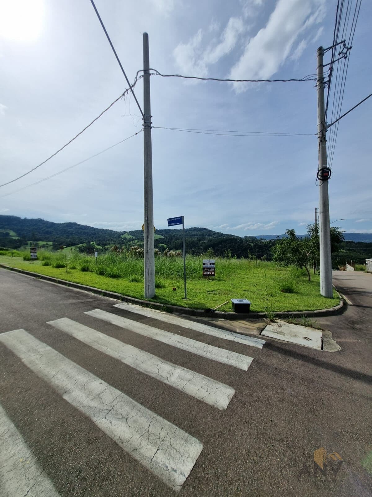 LOTE DE ESQUINA À VENDA – ALTOS DA ALBERTINA | SMART RESIDENCE