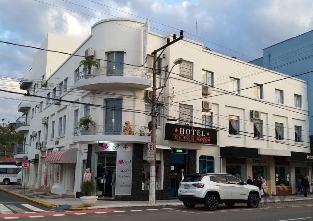Aluguel de um Prédio Comercial - no Centro de Rio do Sul (hotel)