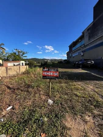 Lote/Terreno em Agronômica - Centro