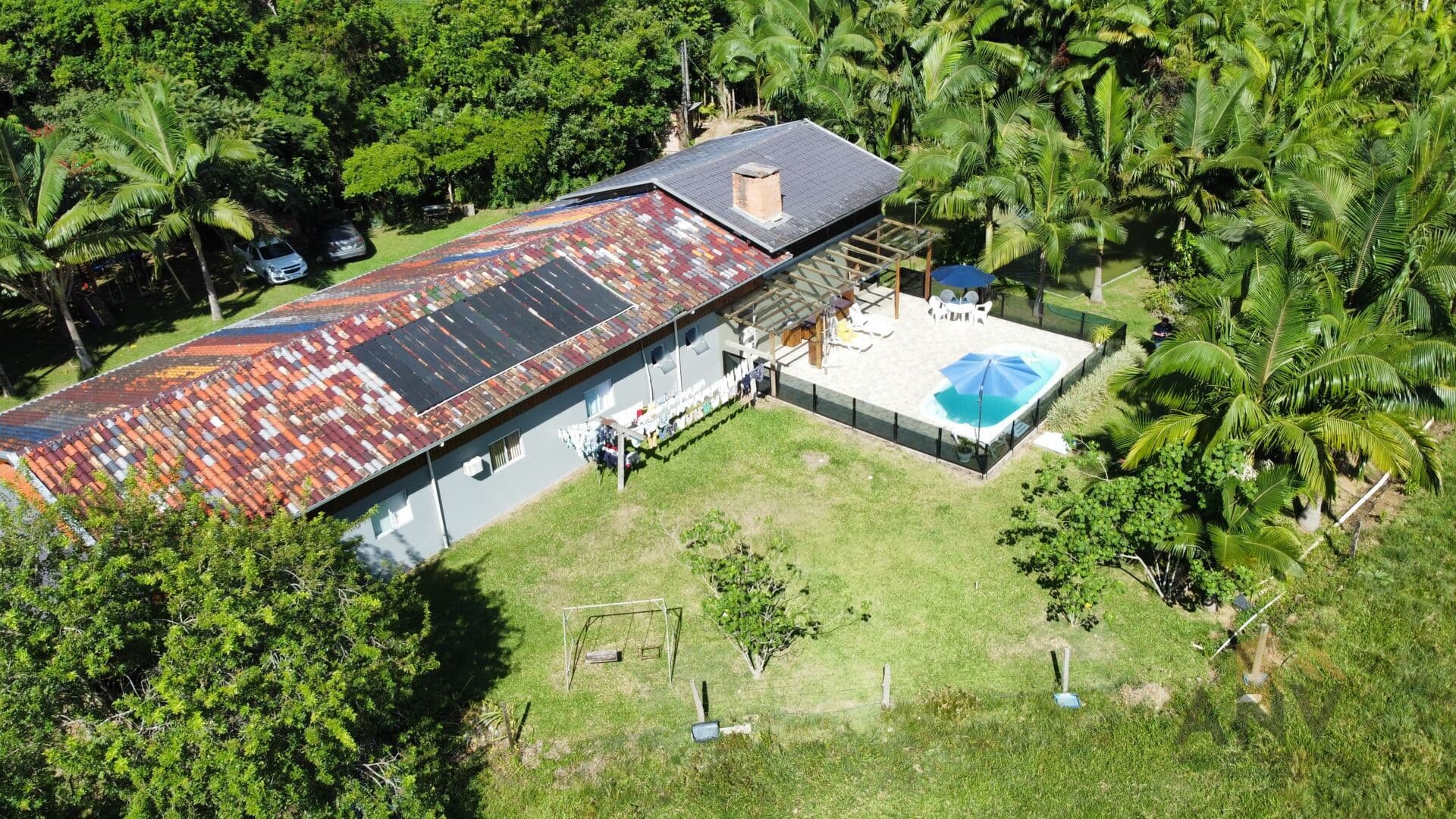 Sítio à Venda – Com piscina e lagoa a poucos minutos do Centro de Rio do Sul/SC