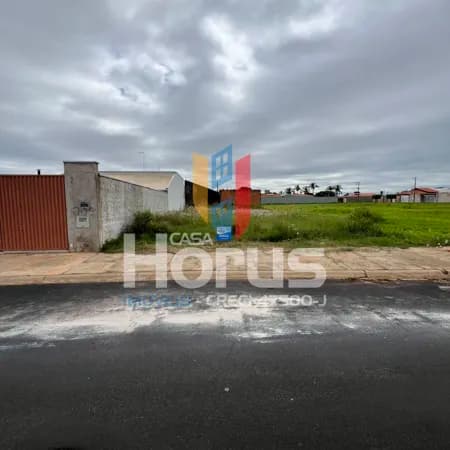 Terreno à Venda no Porto dos Ipês