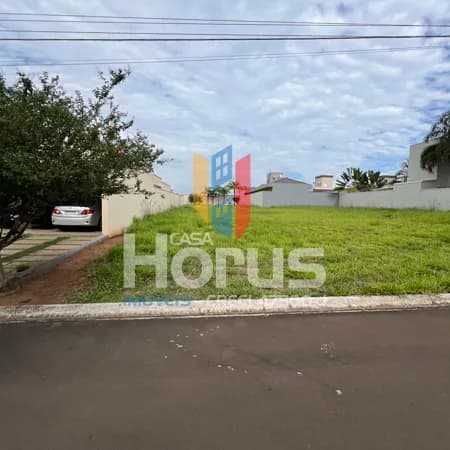 Terreno à Venda no Condomínio dos Jatobás
