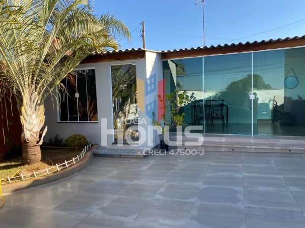 Casa à Venda no Centenário (NÃO ACEITA FINANCIAMENTO)