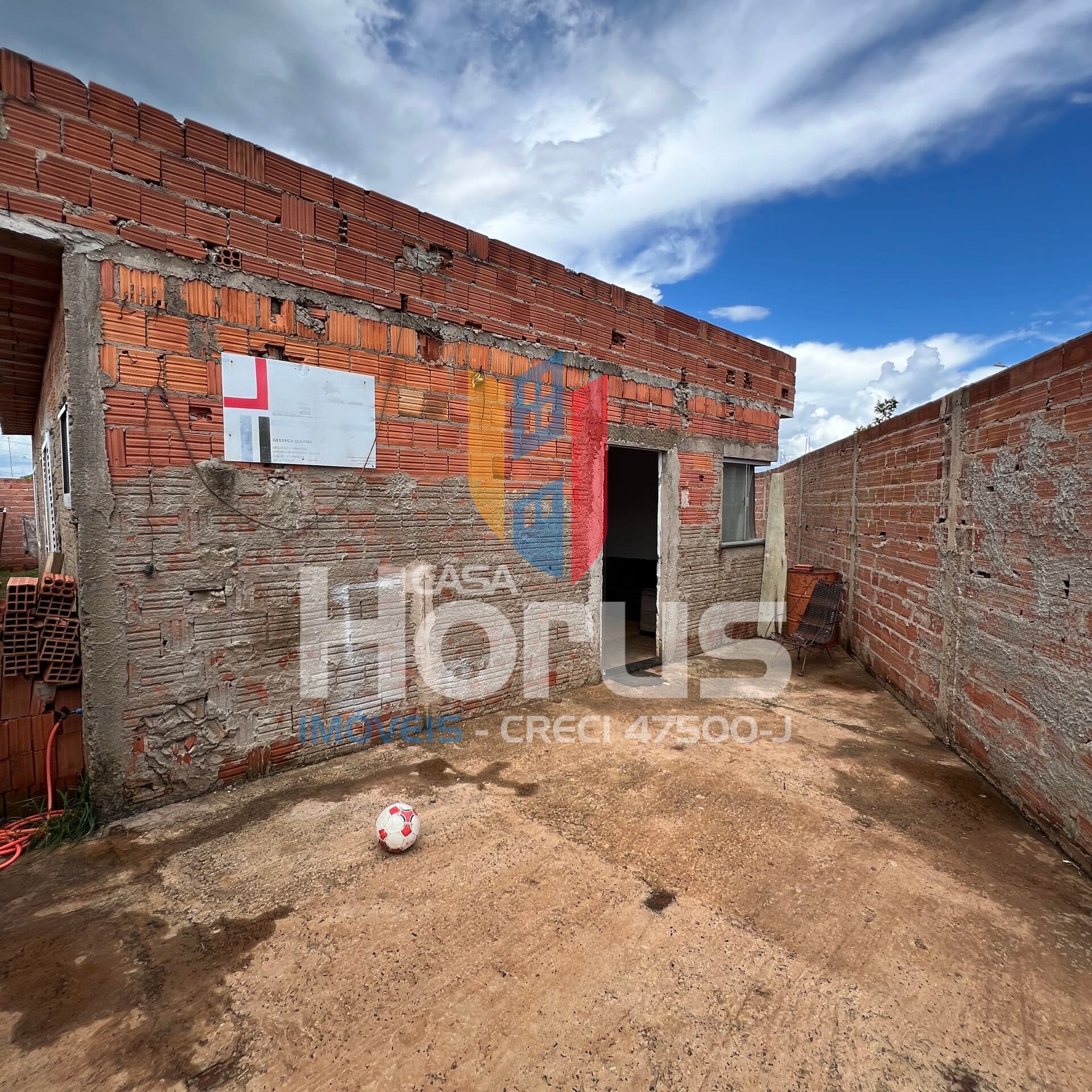 Casa à Venda no Paulo Calisto (NÃO ACEITA FINANCIAMENTO)
