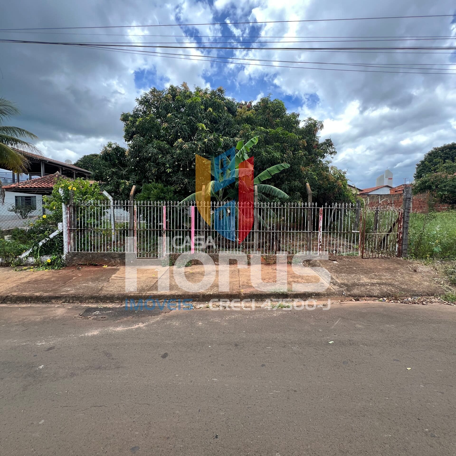 Terreno à Venda no José Gomes