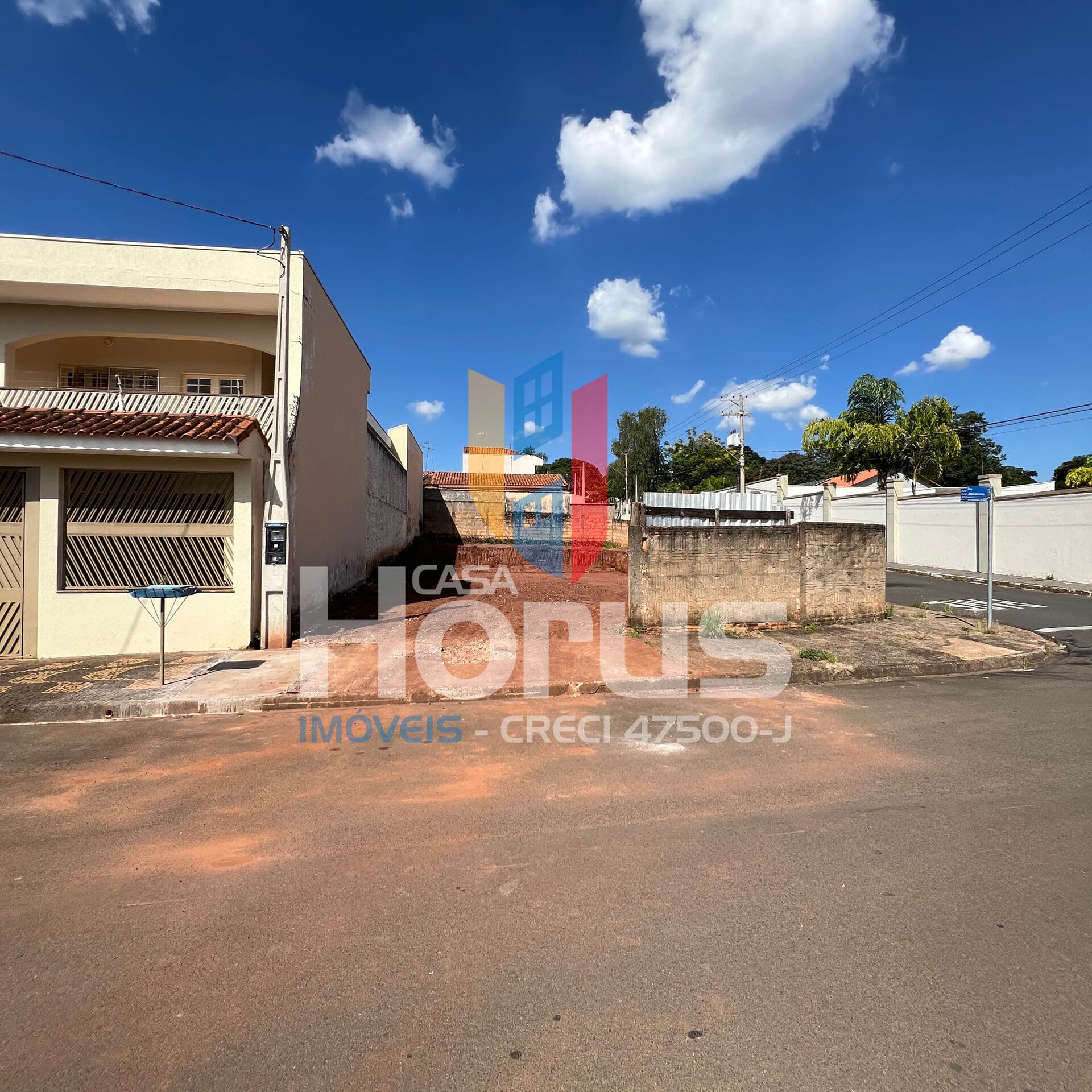 Terreno à Venda no Porto Novo