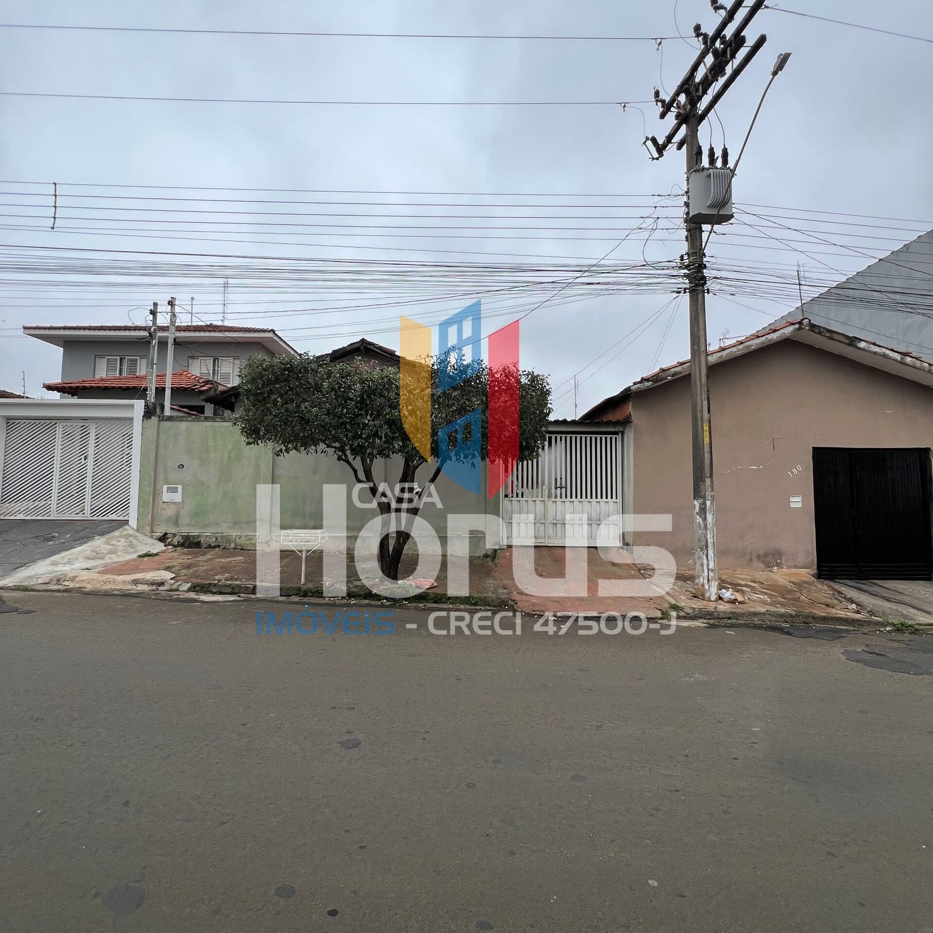 Casa à Venda no Lagoa Serena (NÃO ACEITA FINANCIAMENTO)