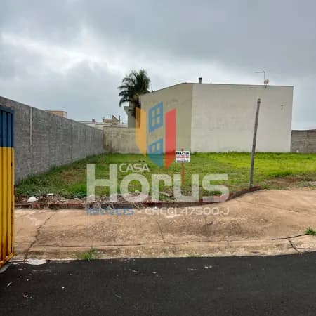 Terreno à Venda no Porto dos Ipês