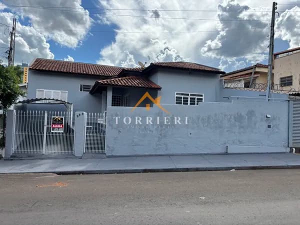 Casa em Bebedouro - Centro