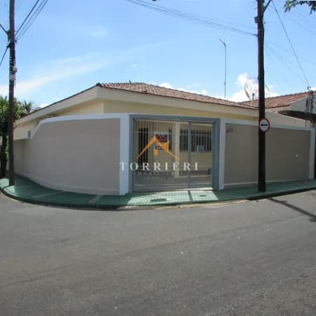 Casa em Bebedouro - Centro