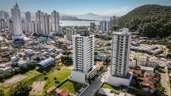 Lago Louise Residencial: Conforto e Elegância em Itajaí