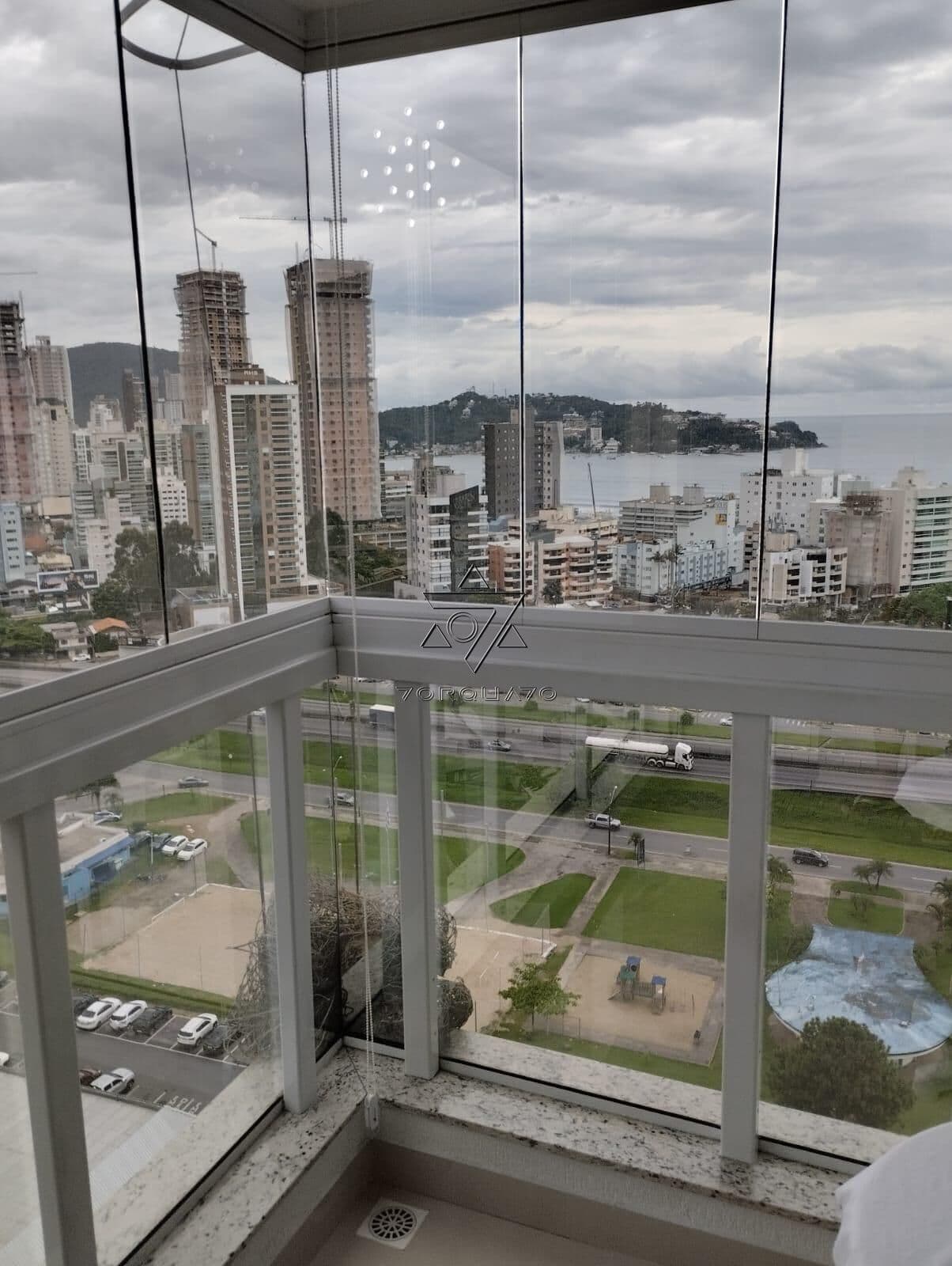 Apartamento Espetacular em Itapema - Parque das Oliveiras