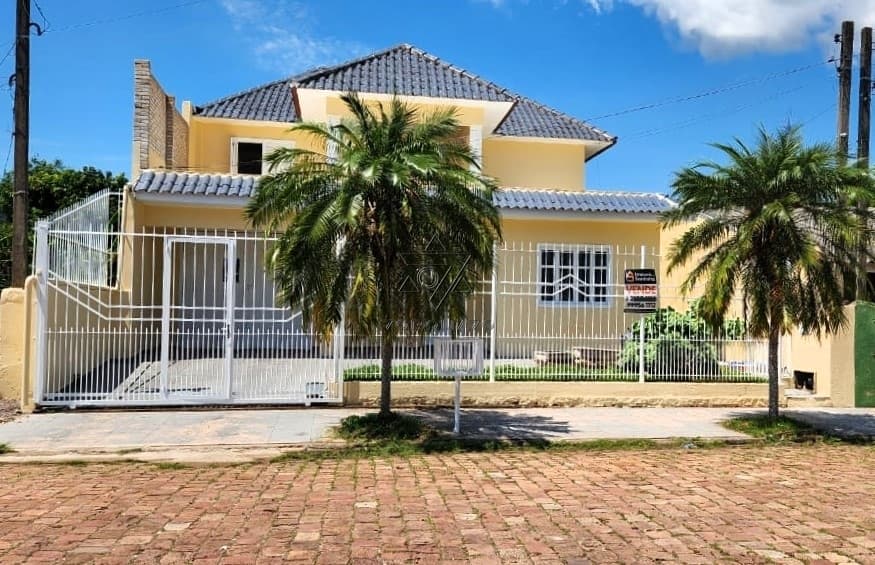 Sobrado Exclusivo em Santa Cruz do Sul - Bem-vindo ao Seu Novo Lar