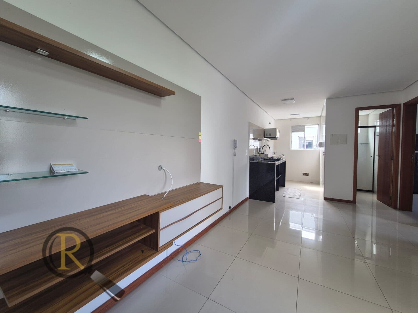 Apartamento com 2 dormitórios a 900 metros do Expocentro