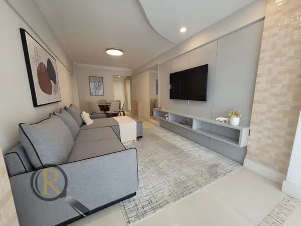 Apartamento mobiliado na Av. Brasil no coração de BC