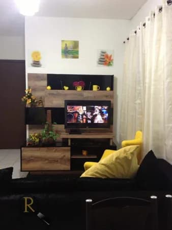 Apartamento térreo com 2 dormitórios localizado a 5 minutos da Passarela da Barra