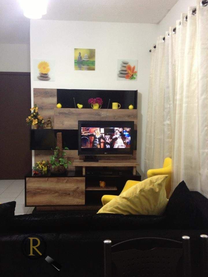 Apartamento térreo com 2 dormitórios localizado a 5 minutos da Passarela da Barra