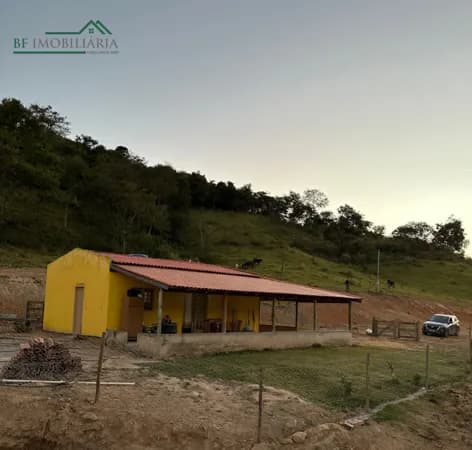 Fazenda/Sítios/Chácaras em Passos - Nossa Senhora Aparecida
