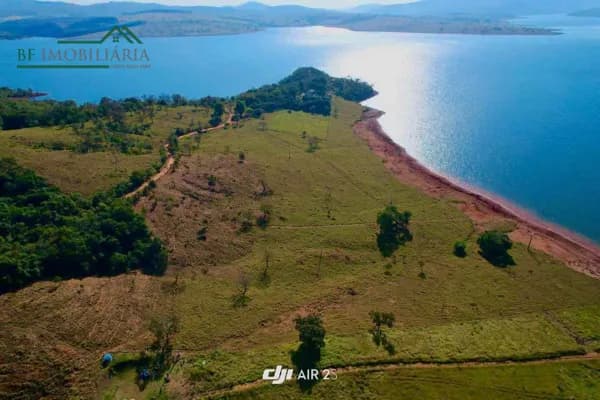 Lote/Terreno em São José da Barra - Centro