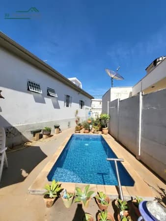 Casa em Passos - Centro
