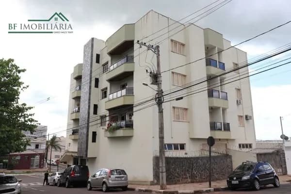 Apartamento em Passos - Centro