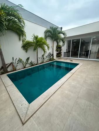 Casa em Passos - Condomínio Monte Belo