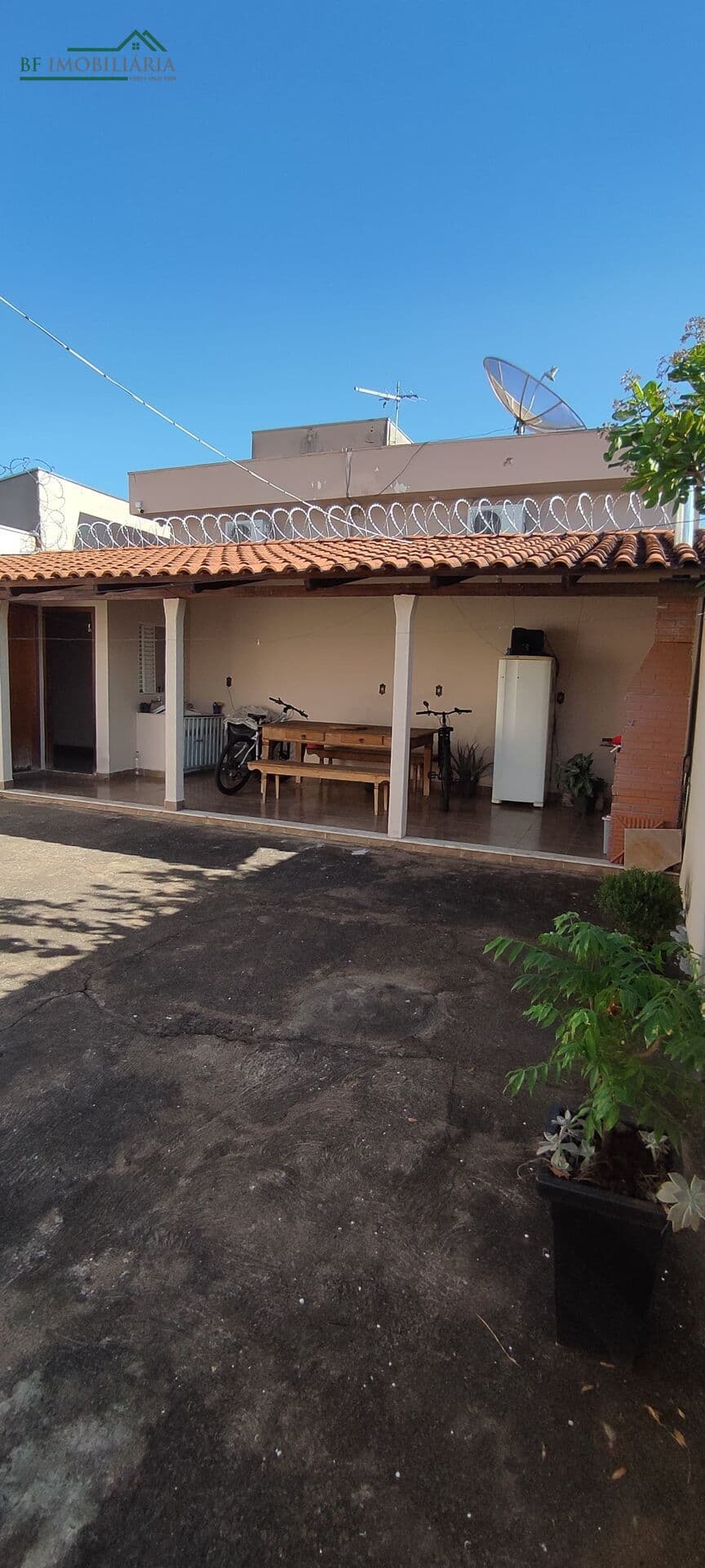 Casa em Passos - Santa Casa
