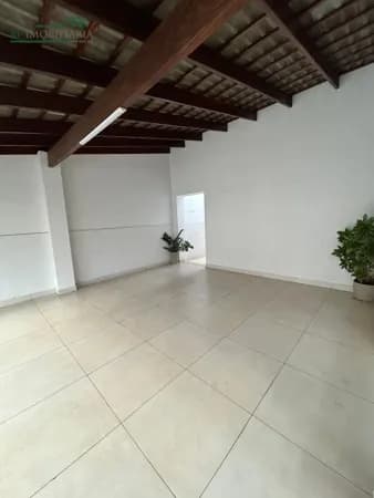 Casa em Passos - Parque das Aroeiras