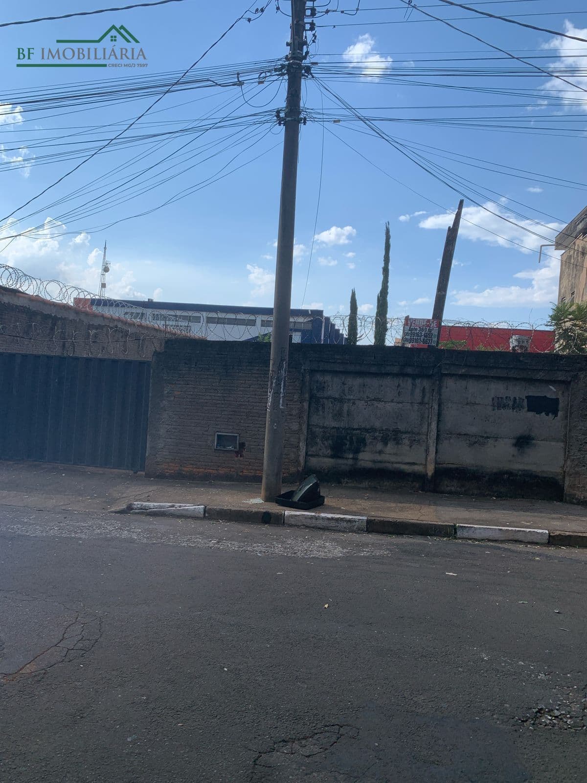Lote/Terreno em Passos - Belo Horizonte