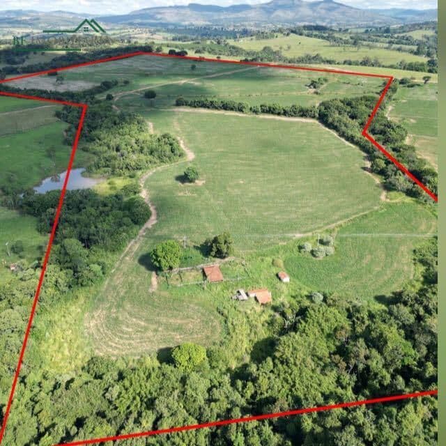 Fazenda/Sítios/Chácaras em Passos - AROEIRAS