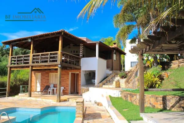 Fazenda/Sítios/Chácaras em Passos - Condomínio Santo Expedito