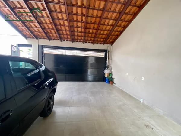 Casa em Passos - Polivalente