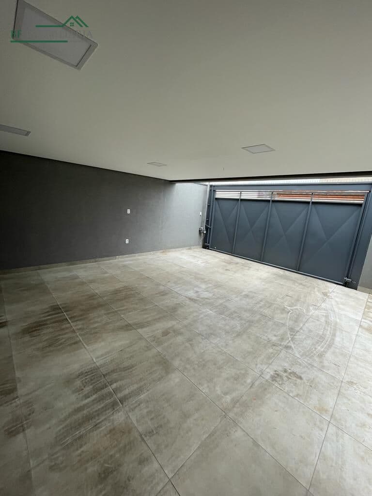Casa em Passos - Parque das Aroeiras