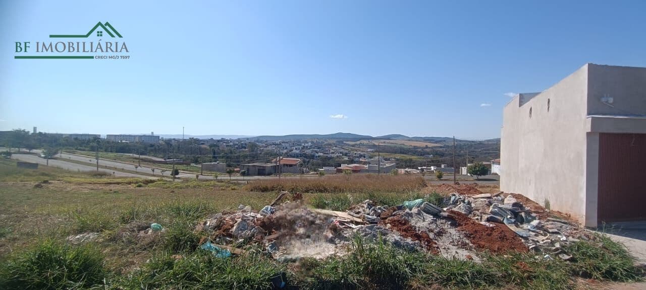 Lote/Terreno em Passos - Vila Rica