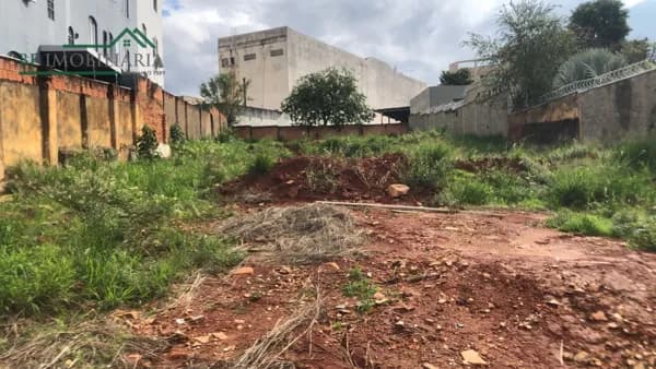 Lote/Terreno em Passos - Centro