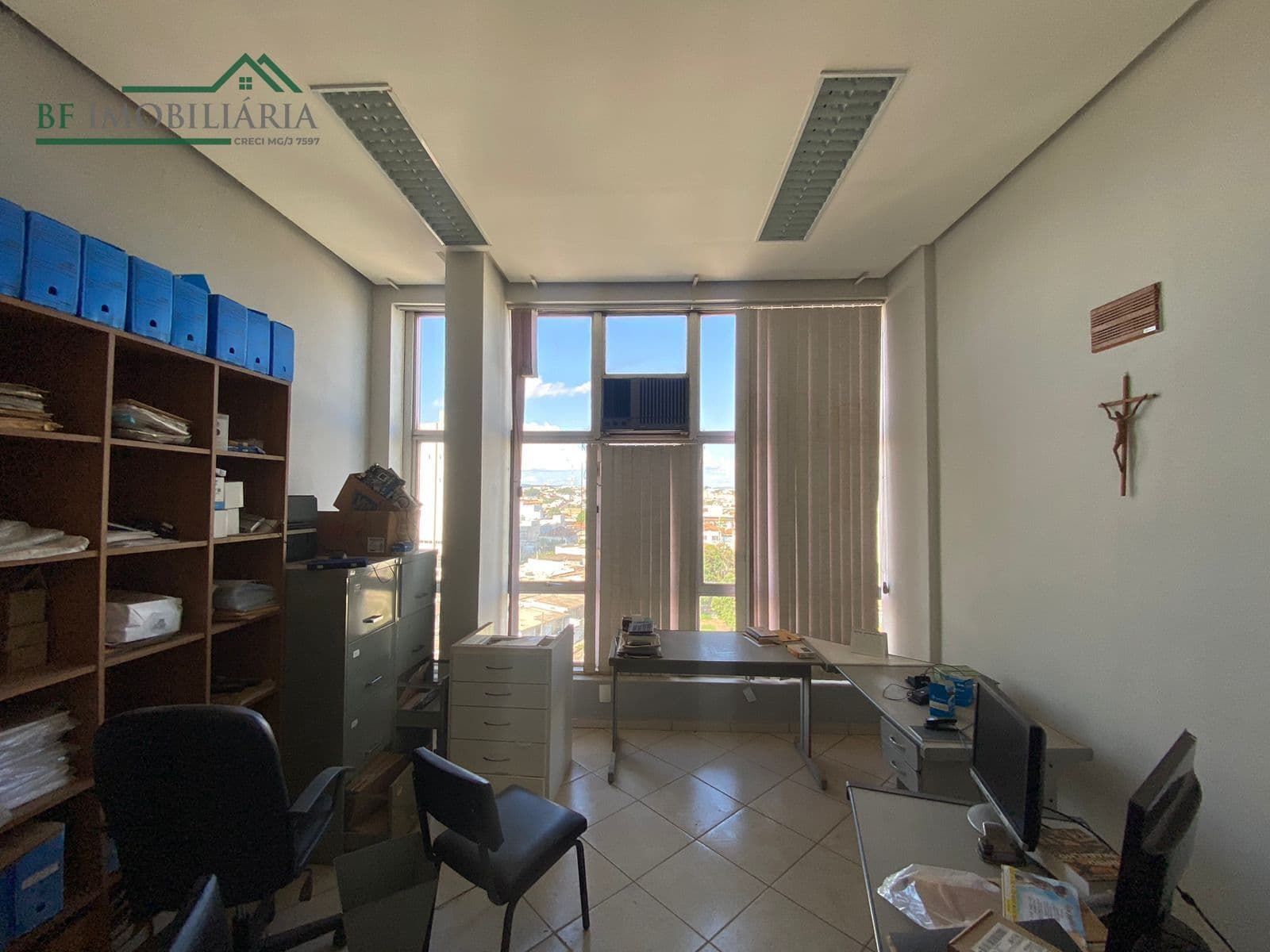 Andar / Laje Corporativa em Passos - Centro