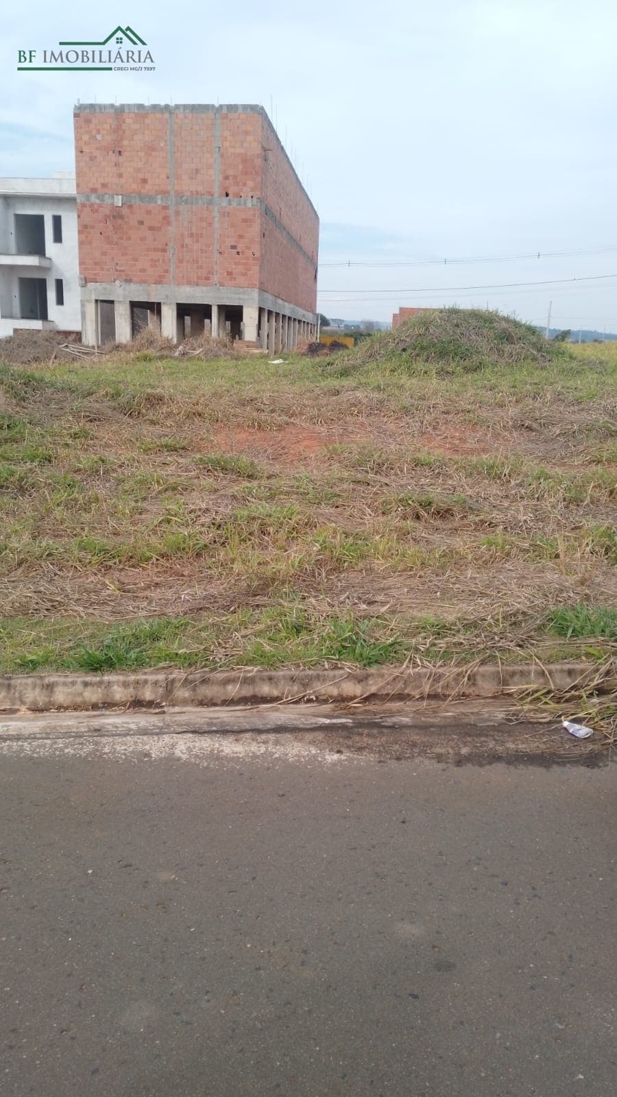 Lote/Terreno em Passos - Mirante do Vale